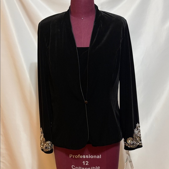 Alex Evenings Black Velvet Jacket with Embellished Sleeves - Picture 2 of 14